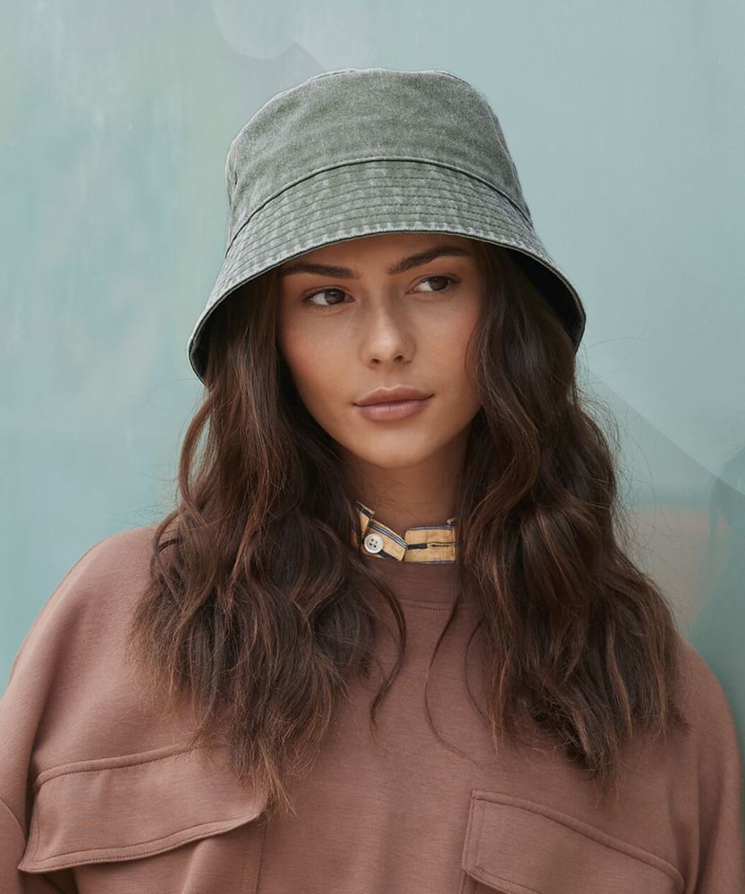 Beechfield BB688 vintage bucket hat lifestyle shot
