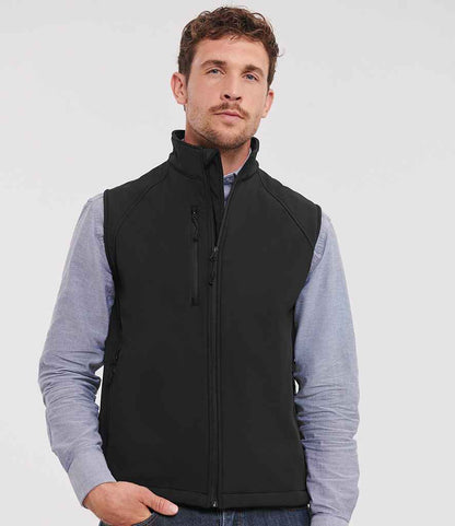 Russell Athletic 141M Russell Athletic Soft Shell Gilet in Black