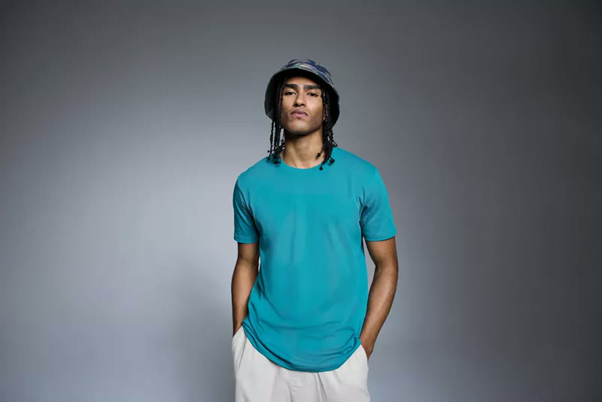 Model wearing the Anthem AM10 Organic T-Shirt