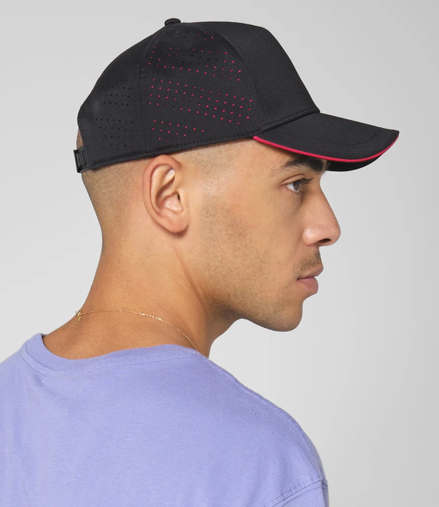 Beechfield BB155R Accelerate Cap in Black/Red