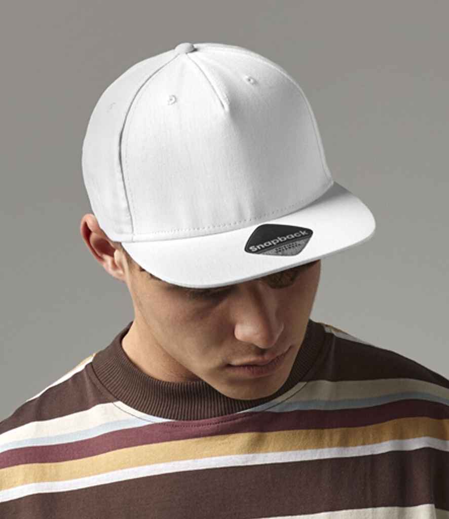 Beechfield BB610 5 Panel Snapback Rapper Cap in White