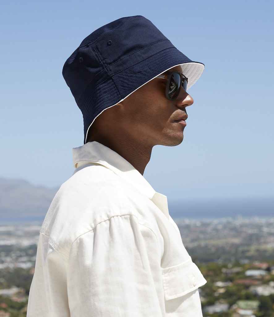 Beechfield BB686 Reversible Bucket Hat in French Navy/White