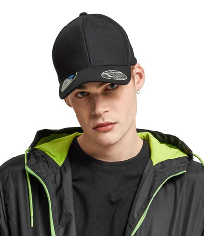 Flexfit F110P in Black
