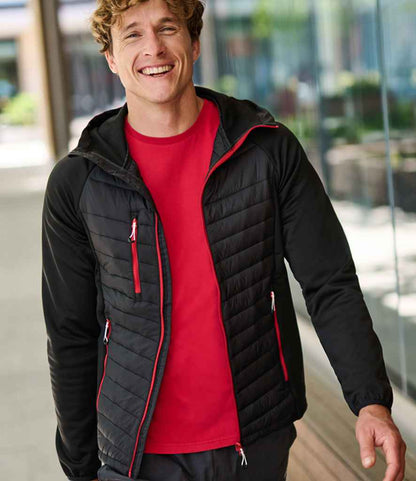 Regatta RG446 Navigate Hybrid Jacket in Black/Classic Red